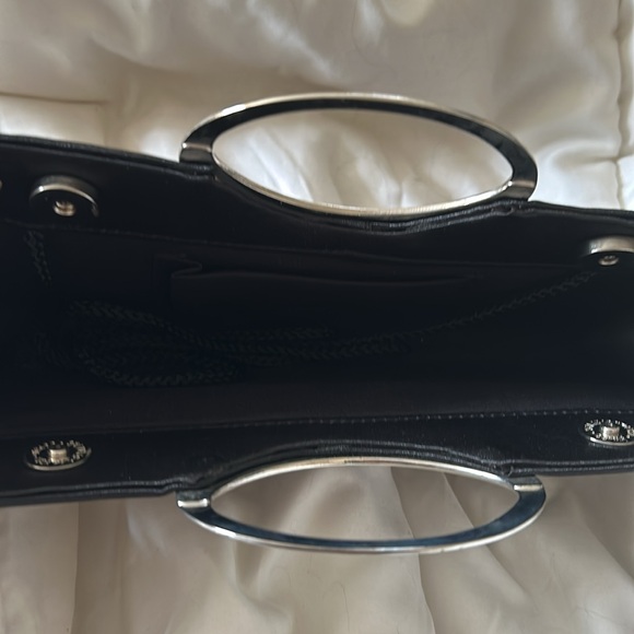 Clutch Evening Bag withh Rhinestone & Silvertone handles - Picture 5 of 6